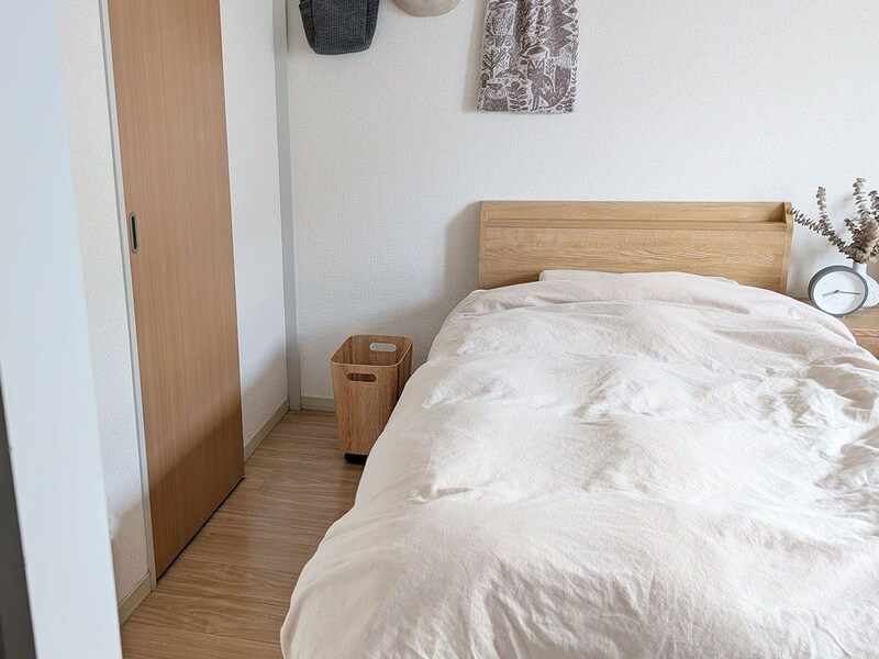 賃貸でも取り入れやすい「スリム」タイプで整う!夫婦二人暮らしの「キャスター付き収納」使用レポ