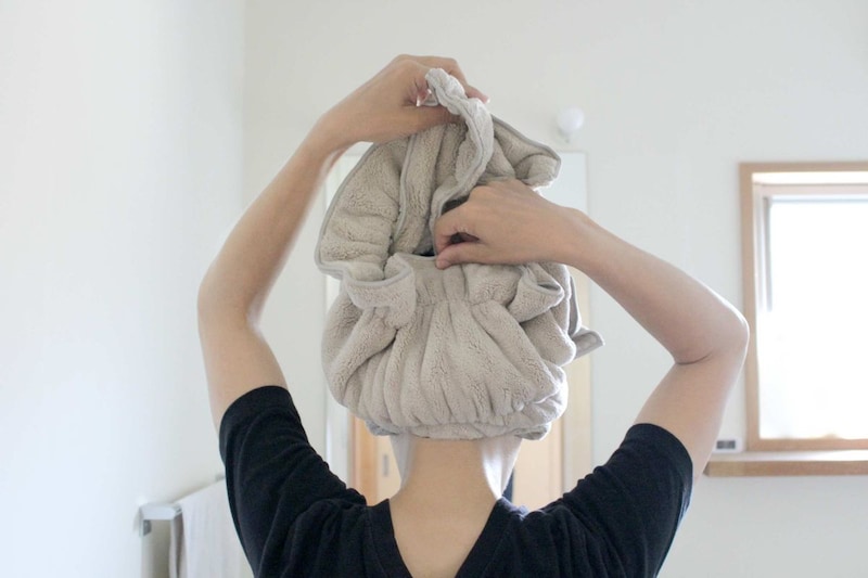 夏の髪ダメージを挽回。「ほどけにくいヘアドライタオル」で今すぐはじめる美髪ケア