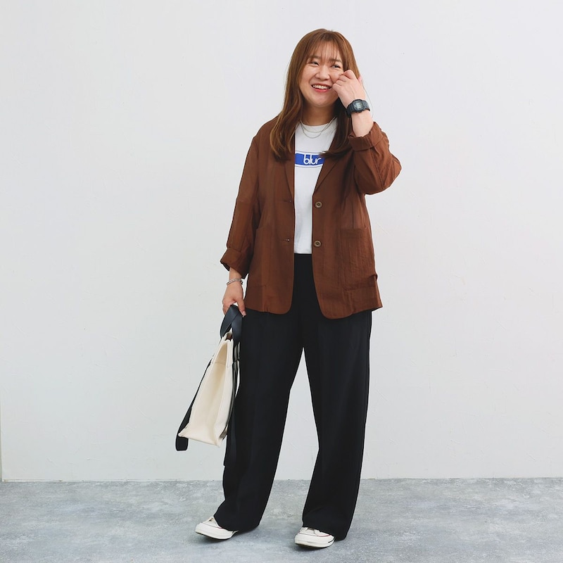 すっきり美ワイドで叶える、きちんと見え。スタッフいち推し、お仕事パンツを着回し