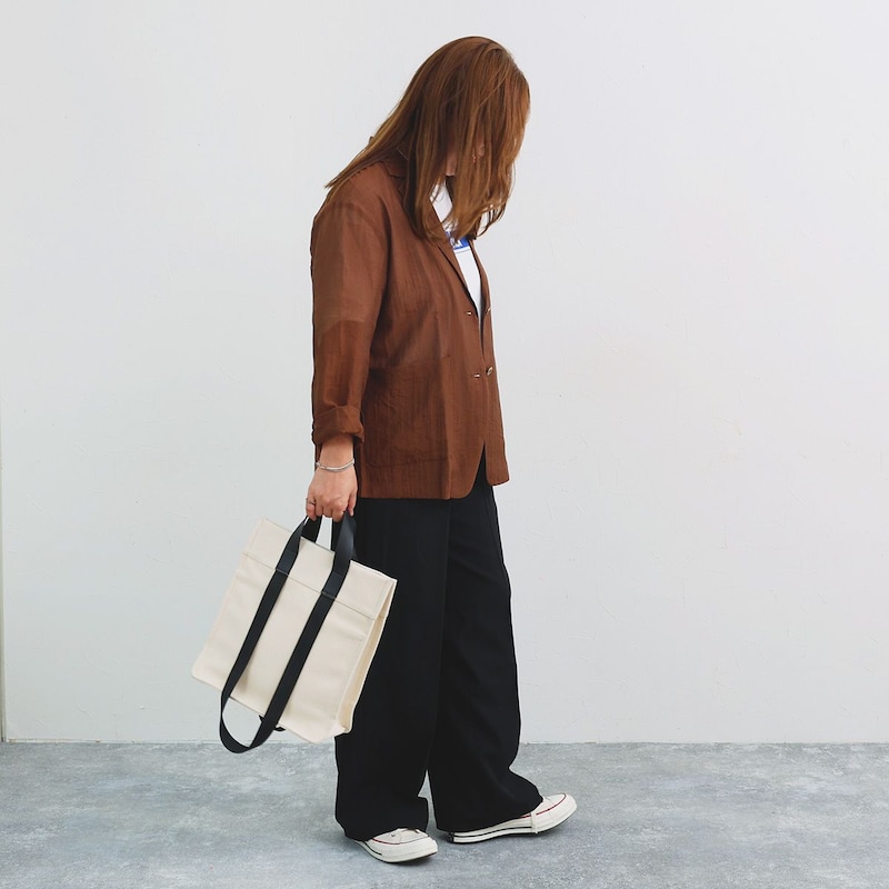 すっきり美ワイドで叶える、きちんと見え。スタッフいち推し、お仕事パンツを着回し