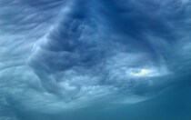 台風・大雨前の対策。家の暴風・洪水対策は余裕をもって準備しよう