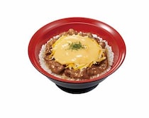 すき家「牛カルビ焼肉丼」を今年も販売！
