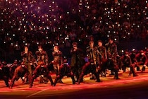 BTS、米タンパのスタジアムで19万人の観客を動員！