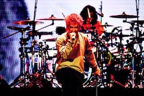 ONE OK ROCK、「THE MUSIC STADIUM 2026」UVERworld・YOASOBIと共演！
