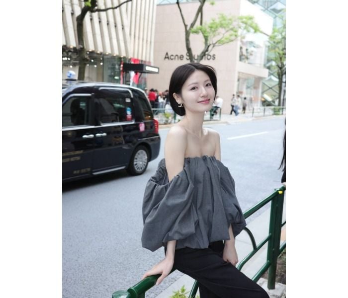 糸原美波、透明感バツグン美肌のオフショル夏衣装に釘付け!!!