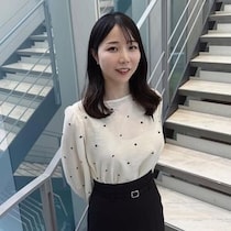 ウェザーマップ気象予報士・星井 彩岐、清楚なモノトーンコーデを披露