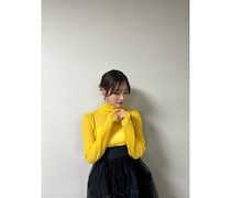 潮 紗理菜、鮮やかなイエロー衣装でキラキラに！「お洋服もなっちょも可愛い」