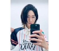 「綺麗すぎて声でた！」令和に舞い降りた貴公子「モナキ」サカイJr.　特別衣装のユニフォーム姿にファン悶絶