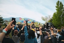 ⻑野県御代田で初開催のカルチャーフェス・SCRAMBLE FES 2026に7組のアーティスト(アフロ、かわにしなつき、砂月凜々香、曽我部恵一、天々高々、舟津真翔、るーともが熱量を分かち合う！のべ 2,000人が来場し大盛況にて閉幕!