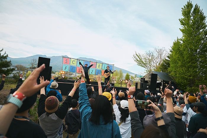 ⻑野県御代田で初開催のカルチャーフェス・SCRAMBLE FES 2026に7組のアーティスト(アフロ、かわにしなつき、砂月凜々香、曽我部恵一、天々高々、舟津真翔、るーともが熱量を分かち合う！のべ 2,000人が来場し大盛況にて閉幕!