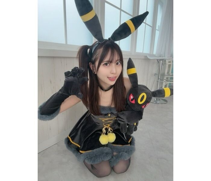 竹内星菜の「ブラッキー」コスプレ姿に反響「めちゃくちゃ可愛いブラッキーだ」