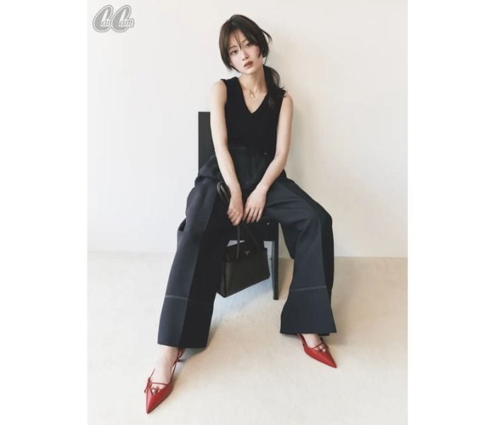 山下美月、赤キャミソール姿で「CanCam」7月号通常版表紙に登場！涼しげスマイルで魅了