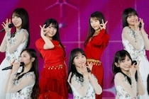 乃木坂46、満員の東京ドームで14回目の誕生日をお祝い！過去と未来を繋ぐ、乃木坂46の歴史を辿るバスラDAY1＆DAY2ライブレポートが到着！