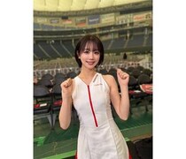 あらた唯、清楚な白ノースリーブ衣装で美肌＆スレンダーボディをチラ見せ