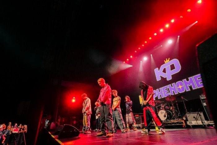 KID PHENOMENON、ロサンゼルス初ライブで観客熱狂！SXSW経て世界へ新たな一歩