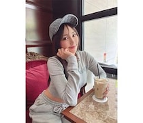 霧島 聖子、オーラが隠しきれないグレーコーデにファン歓喜「カジュアルな姿も素晴らしいですよ。」
