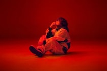 VaundyがFM802特別番組に登場！新曲「イデアが溢れて眠れない」を初オンエア