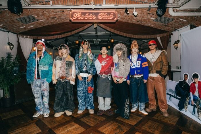 PSYCHIC FEVER、2ndアルバム「DIFFERENT」リリースへ！メンバー全員登壇の限定リスニングパーティ開催