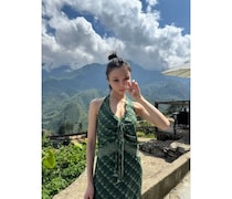 愛甲ひかり、骨格美が映えるリゾートコーデでファン魅了