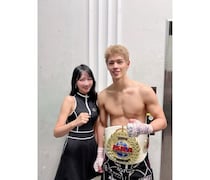 「激かわいいです」川瀬もえ、ブラックのコスチュームで美肌チラ見せ！