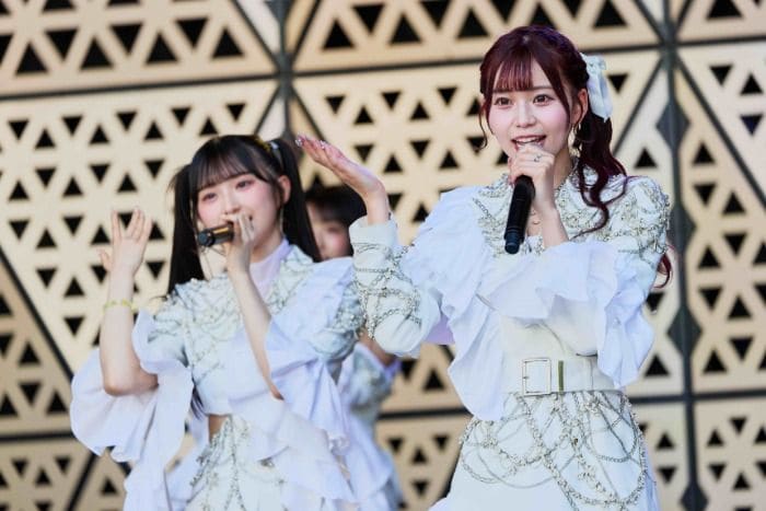WHITE SCORPION、池袋リリースイベントに2833人動員！豊洲PITで3周年ライブ開催決定