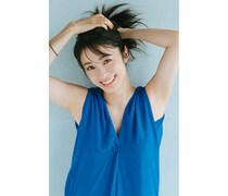 俳優デビュー25周年！上戸彩が『FLASH』の表紙巻頭ページで魅せた極上の美