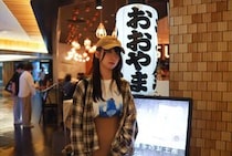 伊織もえ「絶望して虚無」秋コーデでオフ感あふれるショット投稿！
