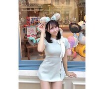 深江有恵、タイトミニのファッションで「超お気に入り」カチューシャ姿披露