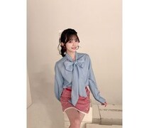 高嶺のなでしこ・星谷美来、小顔きわだつポニテ×レトロファッションを披露