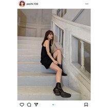 谷川菜奈がミニ丈ワンピでスラリと伸びる美脚を披露！「美人すぎ」