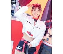 池永百合、スポーティで華やかなコスチューム姿にドキッ！
