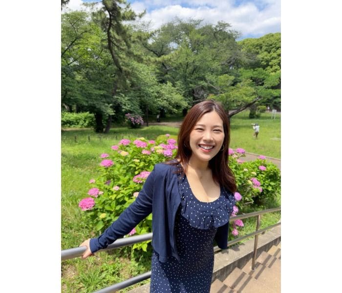 内田瑞穂、ふんわり曲線美ボディ×上品ワンピでファン魅了!