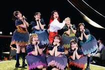 FRUITS ZIPPERがキュートな振付と弾ける歌声で会場を笑顔に染める多幸感あふれるライブパフォーマンス！＜Mrs. GREEN APPLE presents『CEREMONY』＞