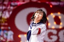 新しい学校のリーダーズ、ごぶごぶフェスで唯一無二の熱狂！浜田雅功CEOとハートポーズも