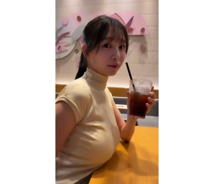 我妻ゆりか、ふんわり微笑むショートムービーで色気ダダ漏れ