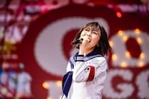 新しい学校のリーダーズ、ごぶごぶフェスで唯一無二の熱狂！浜田雅功CEOとハートポーズも