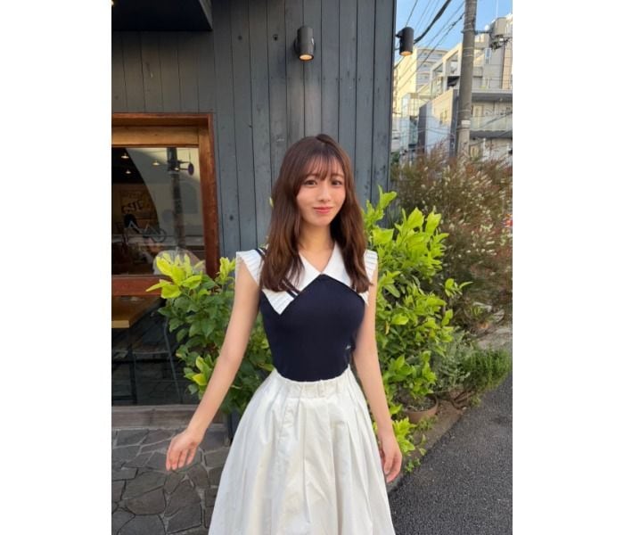 「綺麗過ぎて女神様にしか見えません」白戸ゆめの、清楚コーデできわだつ曲線美