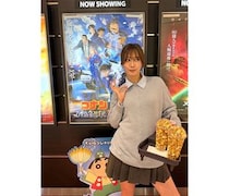 藤澤響花、カジュアルコーデでスラリ美脚をあらわに！ファン「容姿端麗」