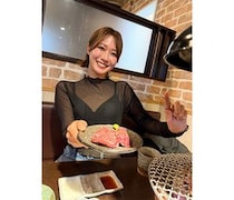 藤澤響花、シアートップスにドキッ！笑顔で二度見必至のごはんショット投稿
