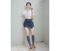 愛甲ひかり、シンプルなTシャツ×ジーンズコーデにファン大絶賛！
