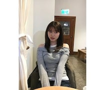 古田愛理、オフショルの肩見せが破壊力抜群！！シンプルコーデに反響続出