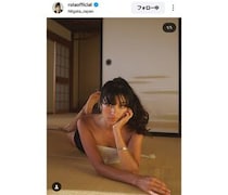 ローラ、素足あらわな健康的ヘルシーショット公開！！