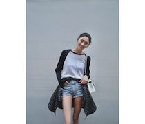 ハイコントラストな美脚をチラ見せ！斎藤恭代、オシャレすぎる私服を大公開！！