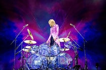 YOSHIKI、日本初開催の「Global Citizen LIVE: Tokyo」でヘッドライナーとして圧巻のステージ！HYDE、清春、MIYAVIら豪華ゲスト集結