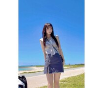 「美少女感たまらない」黒嵜菜々子、小顔きわだつ夏色コーデで沖縄満喫