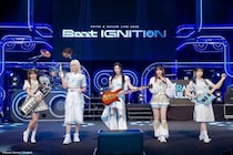 RAISE A SUILEN、神戸で全席SOLD OUTの兵庫公演開催！最新シングル収録曲含む全17曲を披露