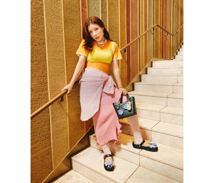 仲里依紗と蛯原友里がクロックスの夏スタイルを提案!新作コレクションも登場