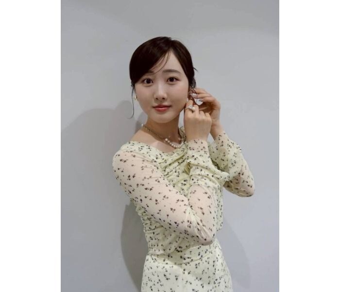 本田望結、エレガントな透け感衣装でファン魅了!