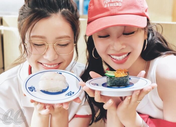 生見愛瑠&田鍋梨々花、CanCam初ペア表紙!仲良しコンビが秋のリンクコーデ披露