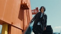 米津玄師、2026 NHKサッカーテーマ「烏」MV公開！造船所を舞台に見えない時間の蓄積を描く